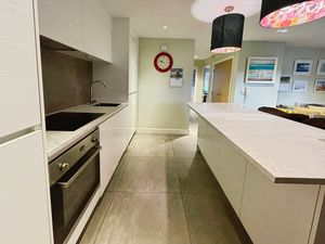 Kitchen- click for photo gallery